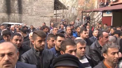 Gökçebey Belediye Başkanı Görevinden ve AK Parti'den İstifa Etti