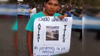 Arjantin'de, Kaybolan Denizaltının Mürettebatı İçin Yürüyüş