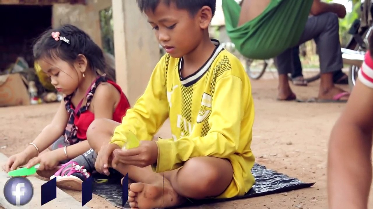 Wow Children Make Kite in My Village - How to Make Kite for Play for boy in my village