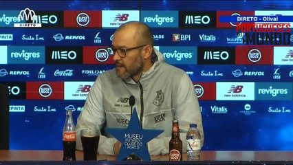 Nuno Espírito Santo volta a desenhar na conferência de antevisão do Porto x Braga (Completo)