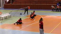Öğrenciler ile Görme Engelli Sporcular Golbol Maçı Yaptı