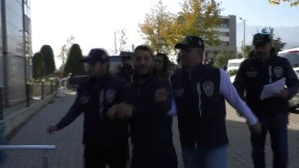 Sahte Sterlin'le Dolandırıcılık Yapan 2 Kişiden Biri Tutuklandı