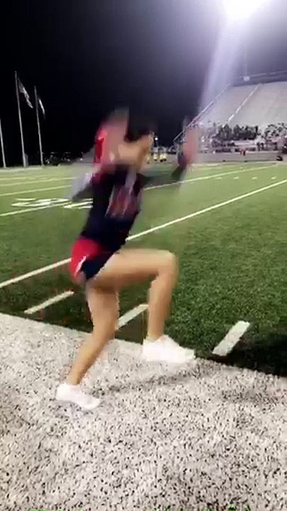 Cheerleader Invisible Box Challenge