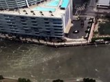 ¡DE IMPACTO! Brickell, el corazón financiero de Miami, se transformó en un río tras el paso de Irma