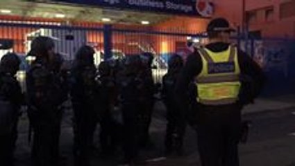 Riot Police Deploy as Milo Yiannopoulos Speaks in Melbourne