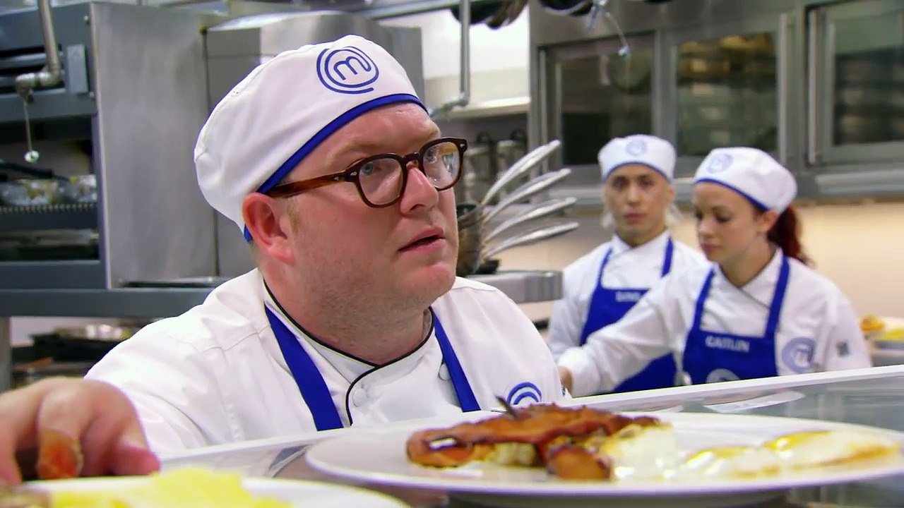 Gordon Ramsay And Jeff Exchange Obscenities _ Season 8 Ep. 7 _ MASTERCHEF-vOGO378iD7U