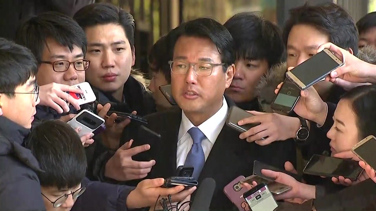 [현장영상] 댓글 공작 'MB 연결고리' 김태효 검찰 소환 / YTN
