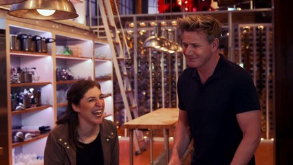 Rapid Fire - Mayim Bialik _ Season 5 _ MASTERCHEF JUNIOR-eFaMxszc2XY