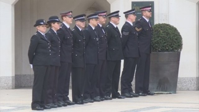 Echeverría recibe a título póstumo el máximo honor de la policía británica