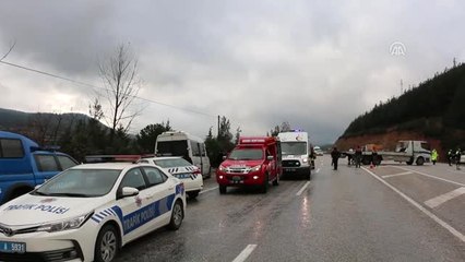 Denizli'de Öğrenci Midibüsü Devrildi - Olay Yeri