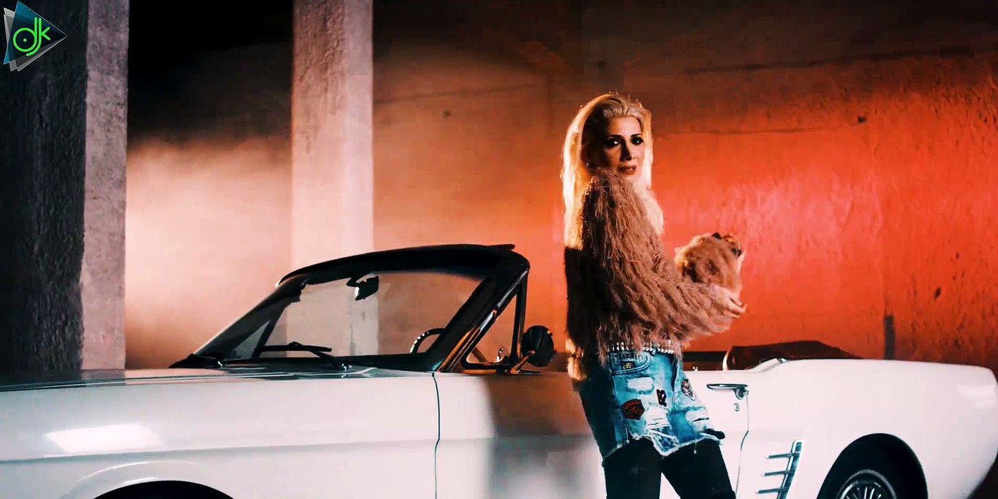 ΕΜ.ΜΑ - Δεν Είναι Αγάπη (Official Music Video)