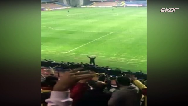 Emniyetten Polis amiri üçlü çektiriyor