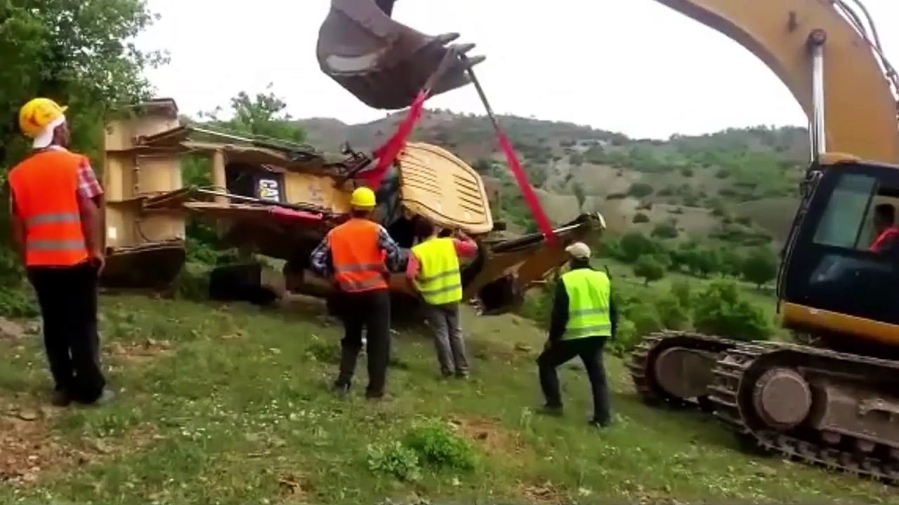 Luxury Fails   Epic Expensive Fails (Part 1) [TNT Channel]-YEsDcb_k52c