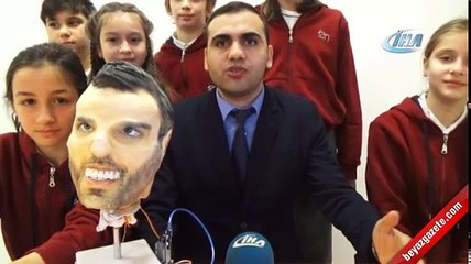 Ortaokul öğrencilerinin yaptığı robot her soruya cevap veriyor