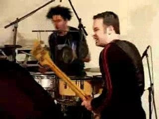 Les Barbares arrivent avec gourmandise (extrait 2)