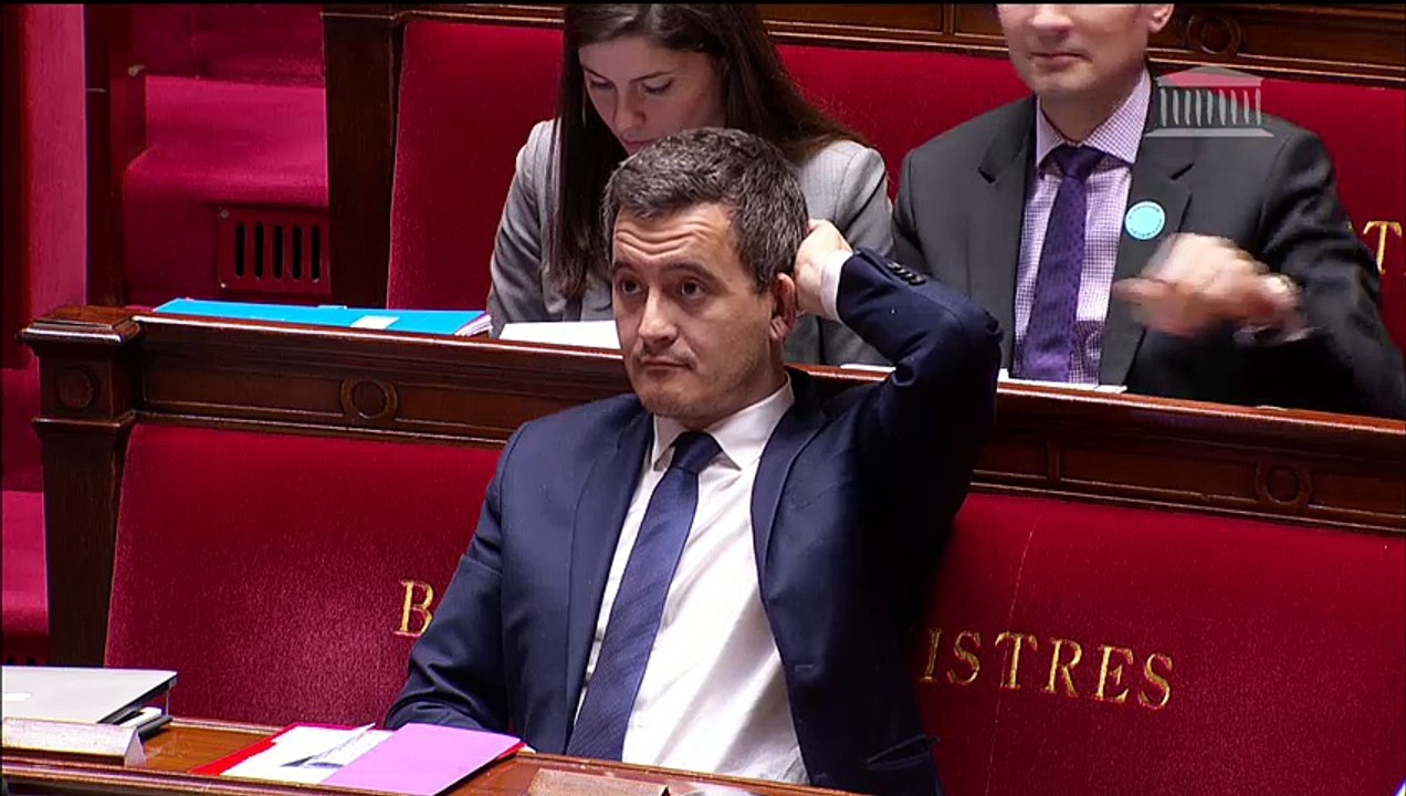 Un député PCF raconte avoir créé son entreprise offshore sur internet