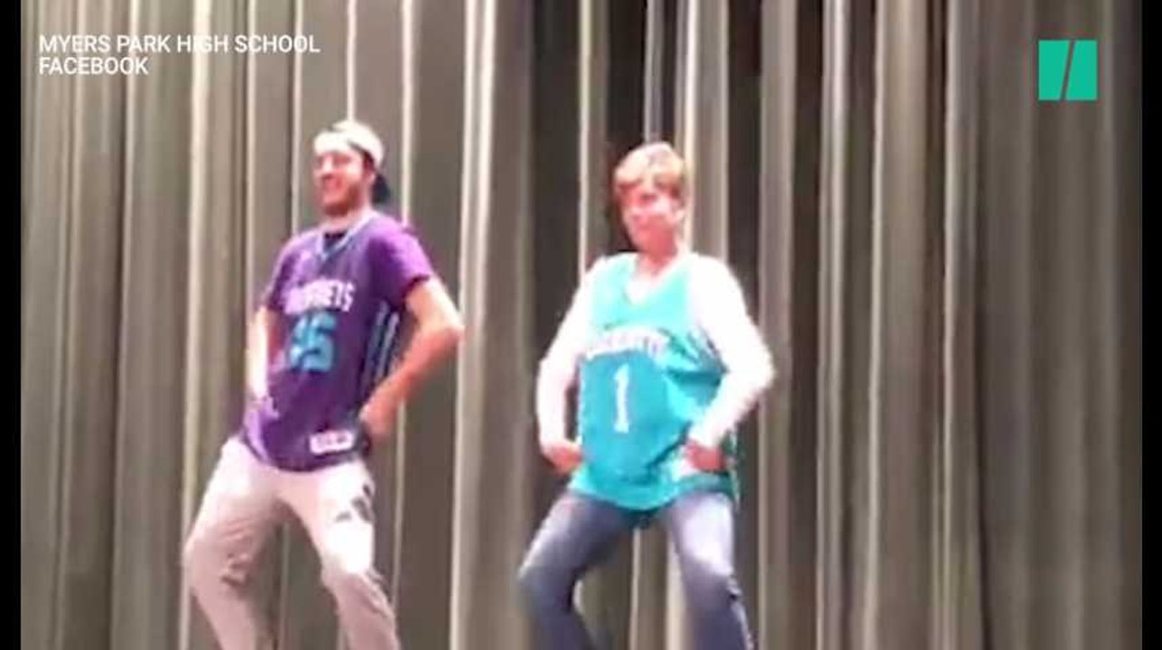 Cette mère et son fils ont complètement subjugué le public de ce spectacle de jeunes talents