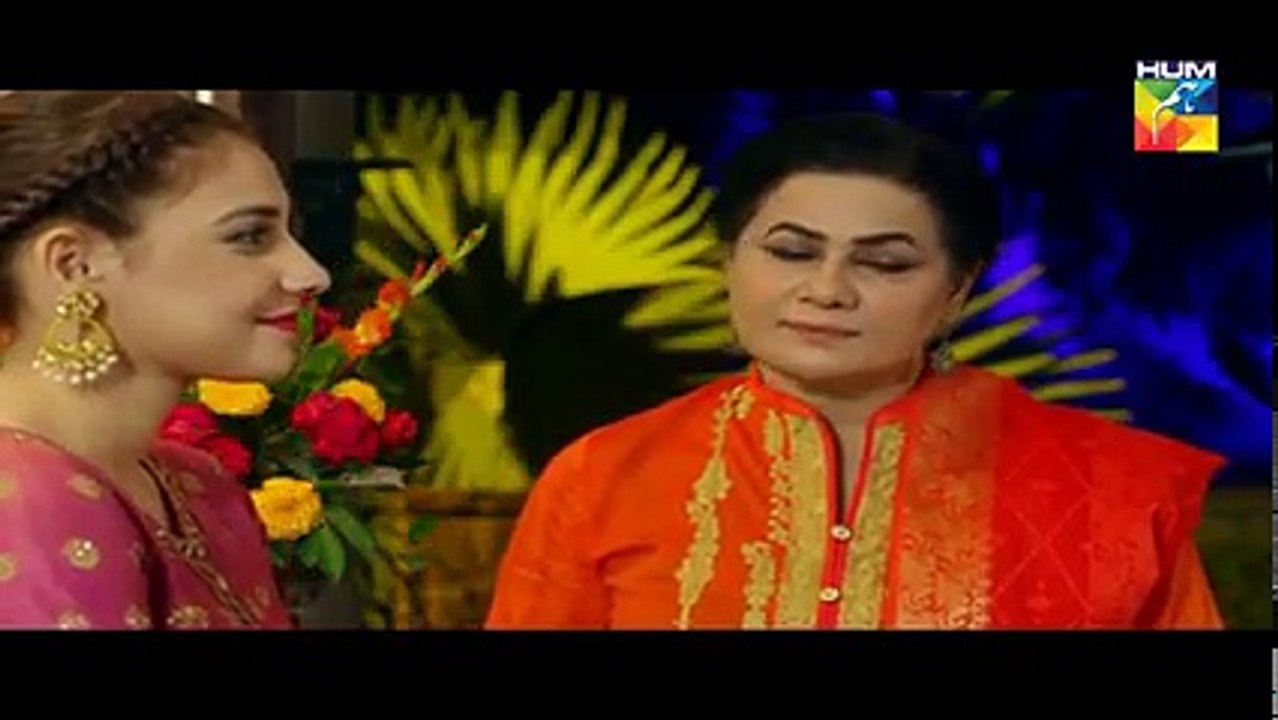 Gumraah Episode 27 HUM TV Drama - 5 December 2017