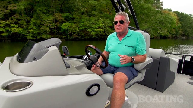 Boat Buyers Guide: Lowe Retreat 230 RFL