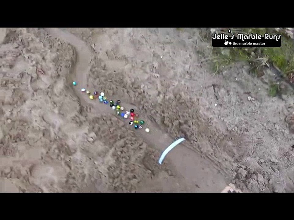 Aşırı Heyecanlı Misket Yarışı (Asla Pes Etmeyen Mavi Misket İçerir)