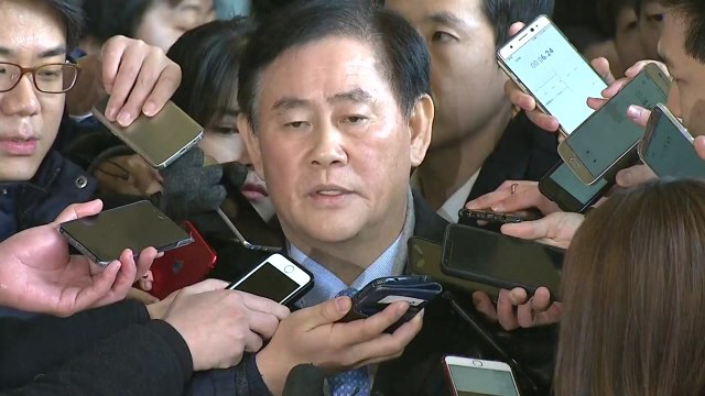 '국정원 1억 수수' 최경환 의원 검찰 출석 / YTN