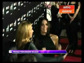 Country Cox: Proses perceraian selesai