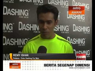 Futsal Neon bersama Remy Ishak, Henry Golding