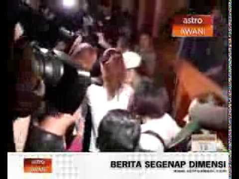 MH370: Sidang media kecoh diganggu keluarga penumpang China