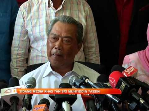 Kenapa saya harus keluar UMNO hanya kerana Tun M keluar - Muhyiddin Yassin