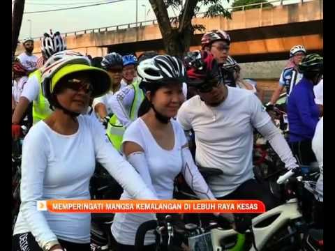 Memperingati mangsa kemalangan di Lebuh Raya KESAS