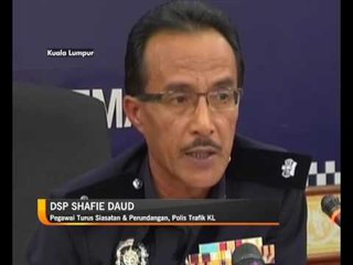 Padah guna logo dan lampu polis