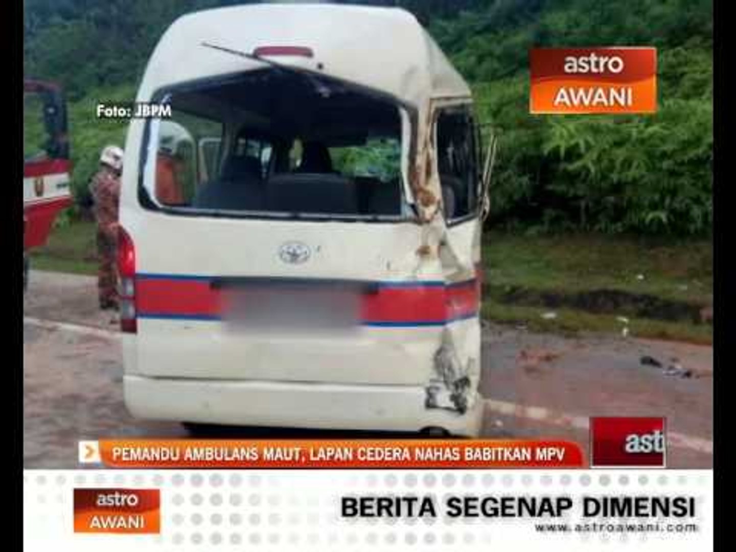 Pemandu Ambulans Maut Lapan Cedera Nahas Babitkan Mpv Video Dailymotion