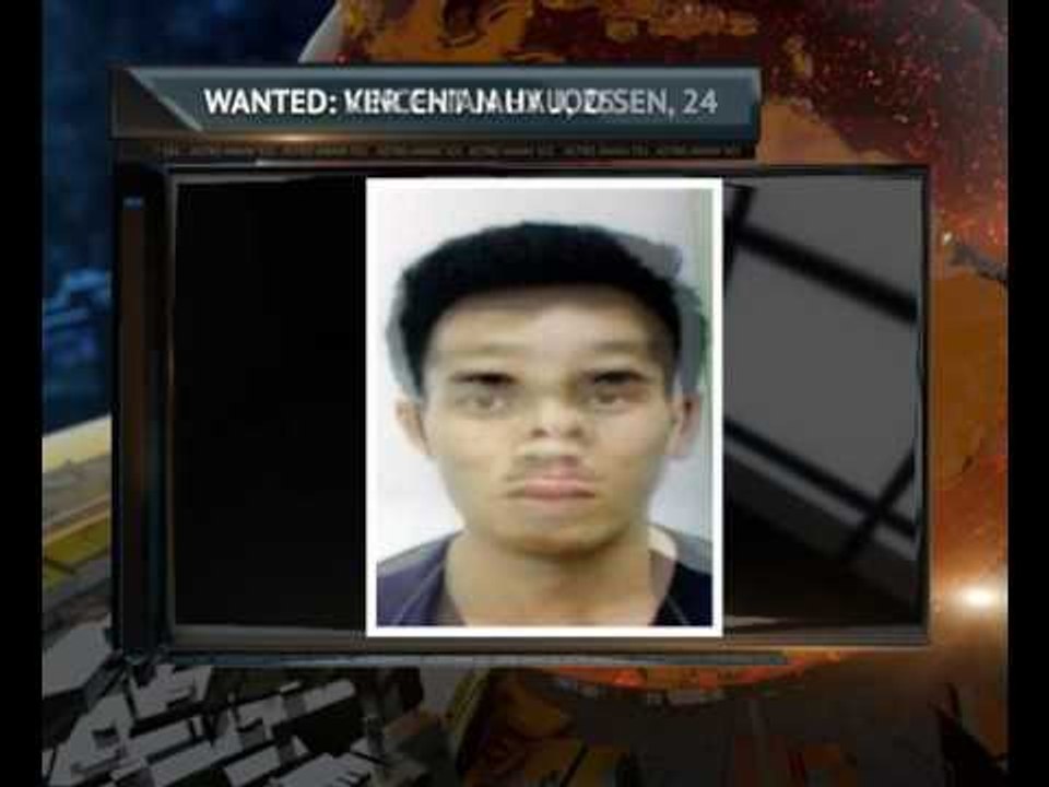 Police hunting for 3 'ah longs' collecting 'angpau'