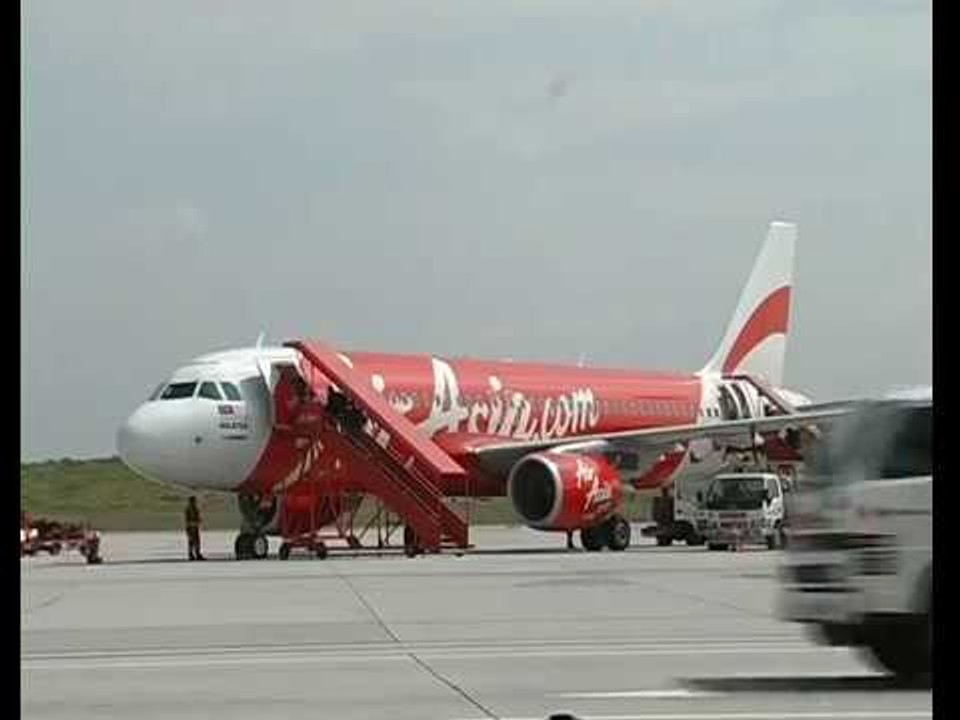 Pessimistic on AirAsia X?