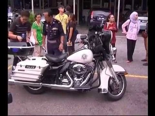 Download Video: Eksekutif jualan cuba menyamar anggota polis ditahan