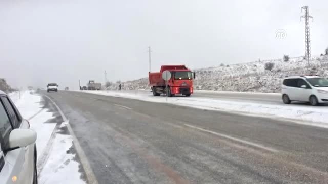 Denizli-Antalya Karayolu Tek Yönlü Kapatıldı