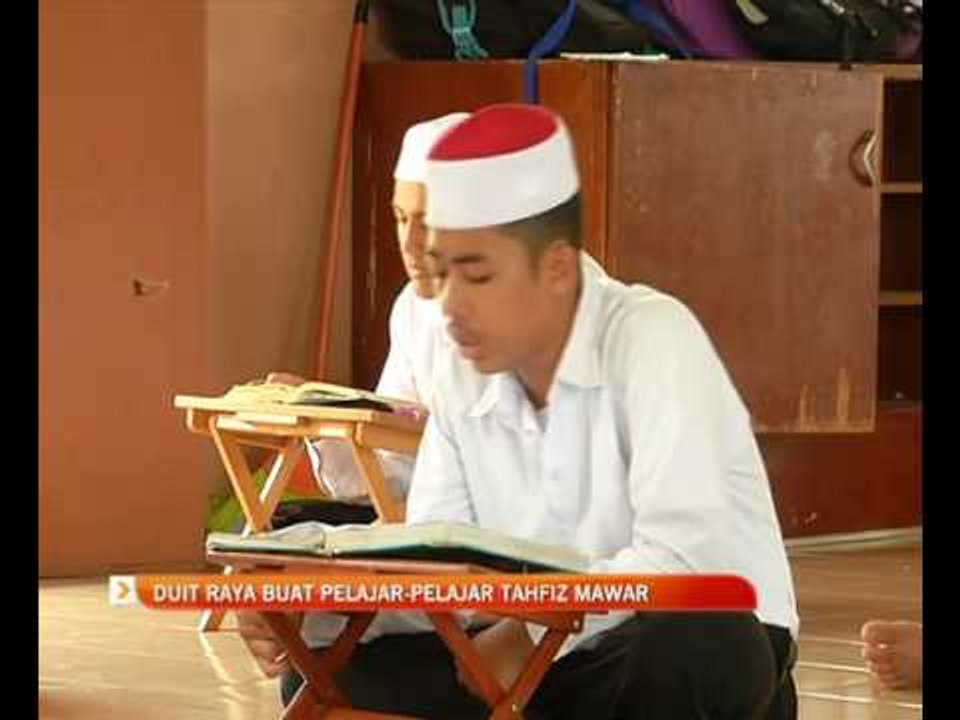 Duit raya buat pelajar-pelajar Tahfiz Mawar