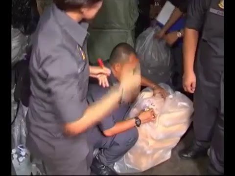 Barangan tiruan: KPDNKK serbu sebuah rumah dan dua kedai