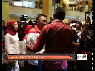 Скачать видео: Malaysia kemuka permohonan maaf