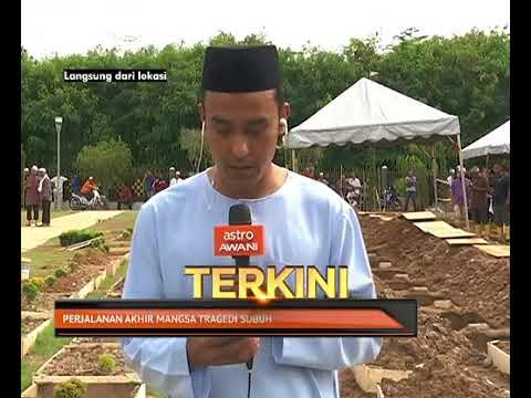 Ahli keluarga mangsa menunggu ketibaan jenazah mangsa tahfiz