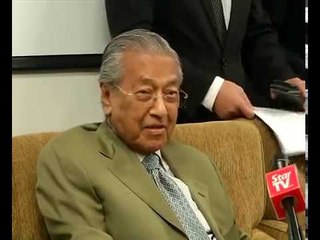 Azalina: Kehadiran Tun M di Parlimen satu gimik politik