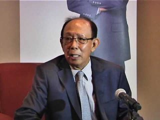 "Saya suka sistem dua parti" - Tun Musa Hitam