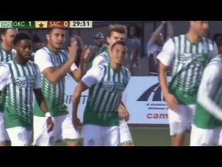 Jeden z najbardziej akrobatycznych goli w historii piłki nożnej