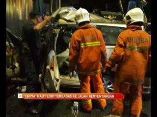 Download Video: Empat maut lori terbabas ke jalan bertentangan