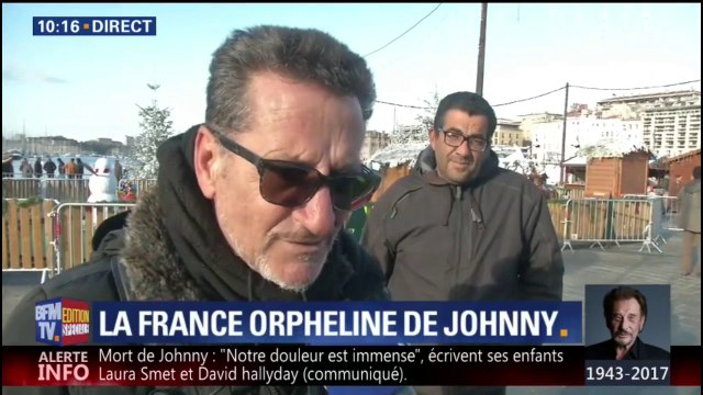 Ce fan de Johnny Hallyday lui rend hommage en chantant Je te promets