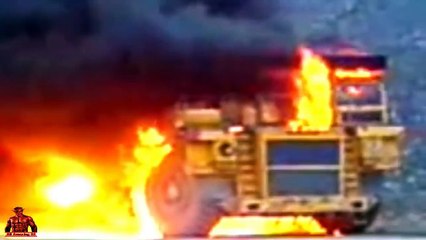 Amazing compilation of heavy construction equipment crush and accident in the world