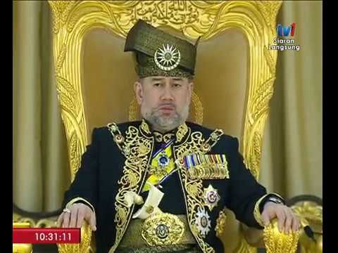 Sultan Muhammad V ditabal Yang di-Pertuan Agong ke-15