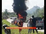 Bas ekspres terbakar, penumpang selamat