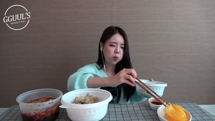 블랙데이 특집 짜장면 + 탕수육 먹방이에요~ ^^ 리얼사운드(real sound) 이팅사운드(eating sound) 노토킹(no talking)
