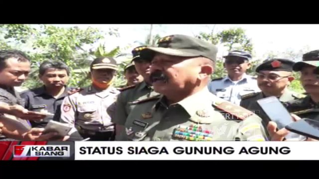 TNI Polri Masih Lakukan Penjagaan di Zona Berbahaya Gunung Agung